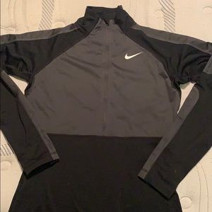 Nike pullover